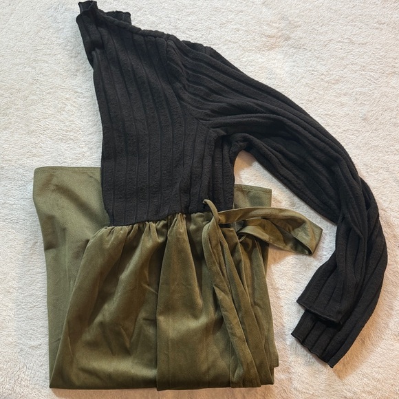 One Piece Thread & Supply Black Ribbed Top with Olive Green Skirt - Picture 5 of 7